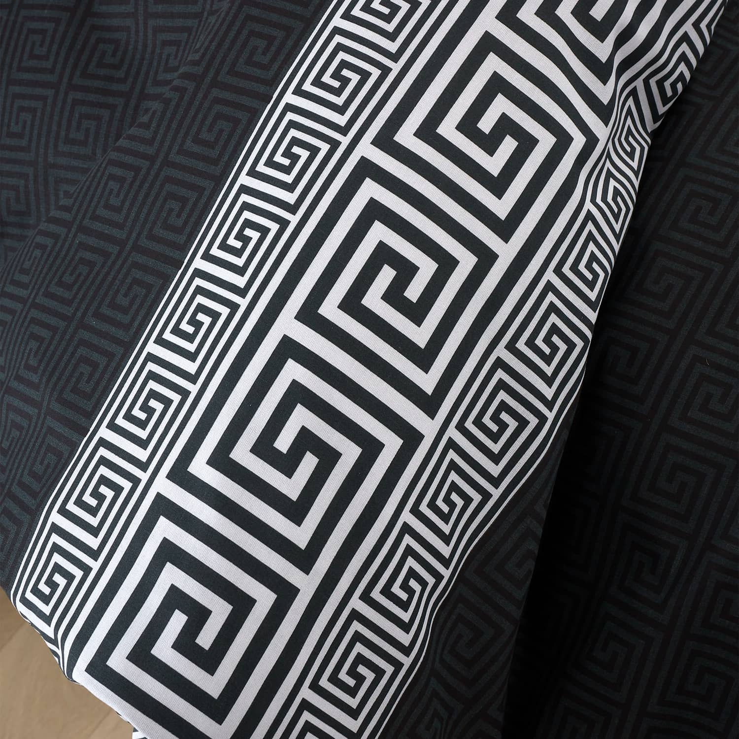 Catherine Lansfield Artemis Duvet Cover Set - Artemis Greek Key Duvet Set