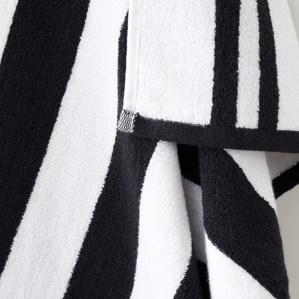 Bianca Reversible Stripe 600gsm Cotton Jacquard Towels
