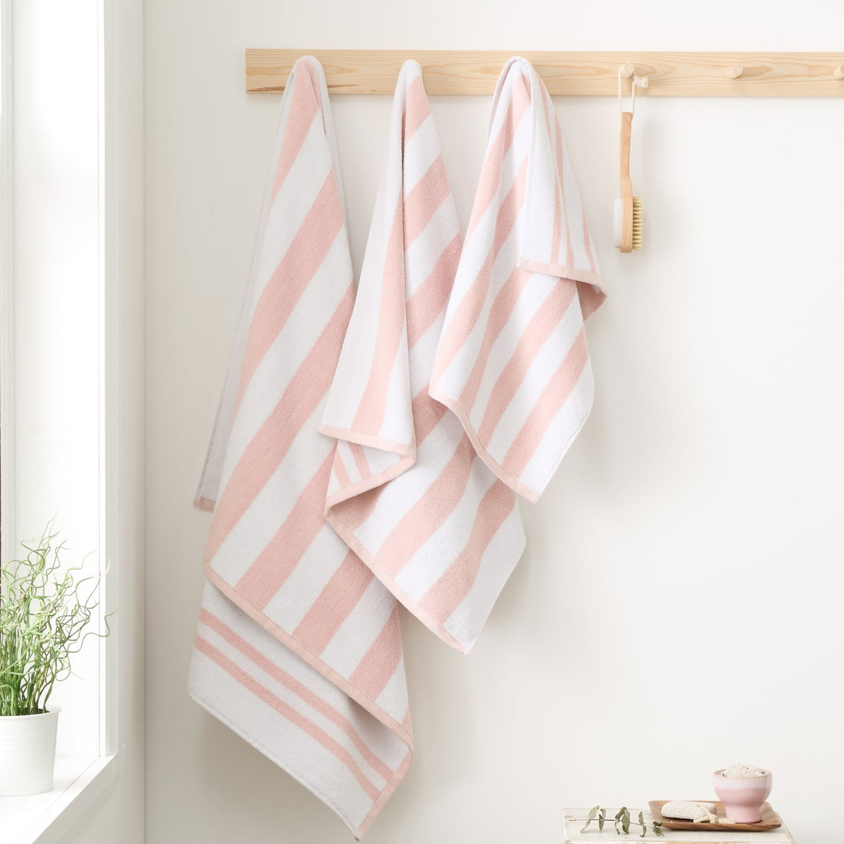 Bianca Reversible Stripe 600gsm Cotton Jacquard Towels - Blush Pink - Reversible Jacquard Blush Towels