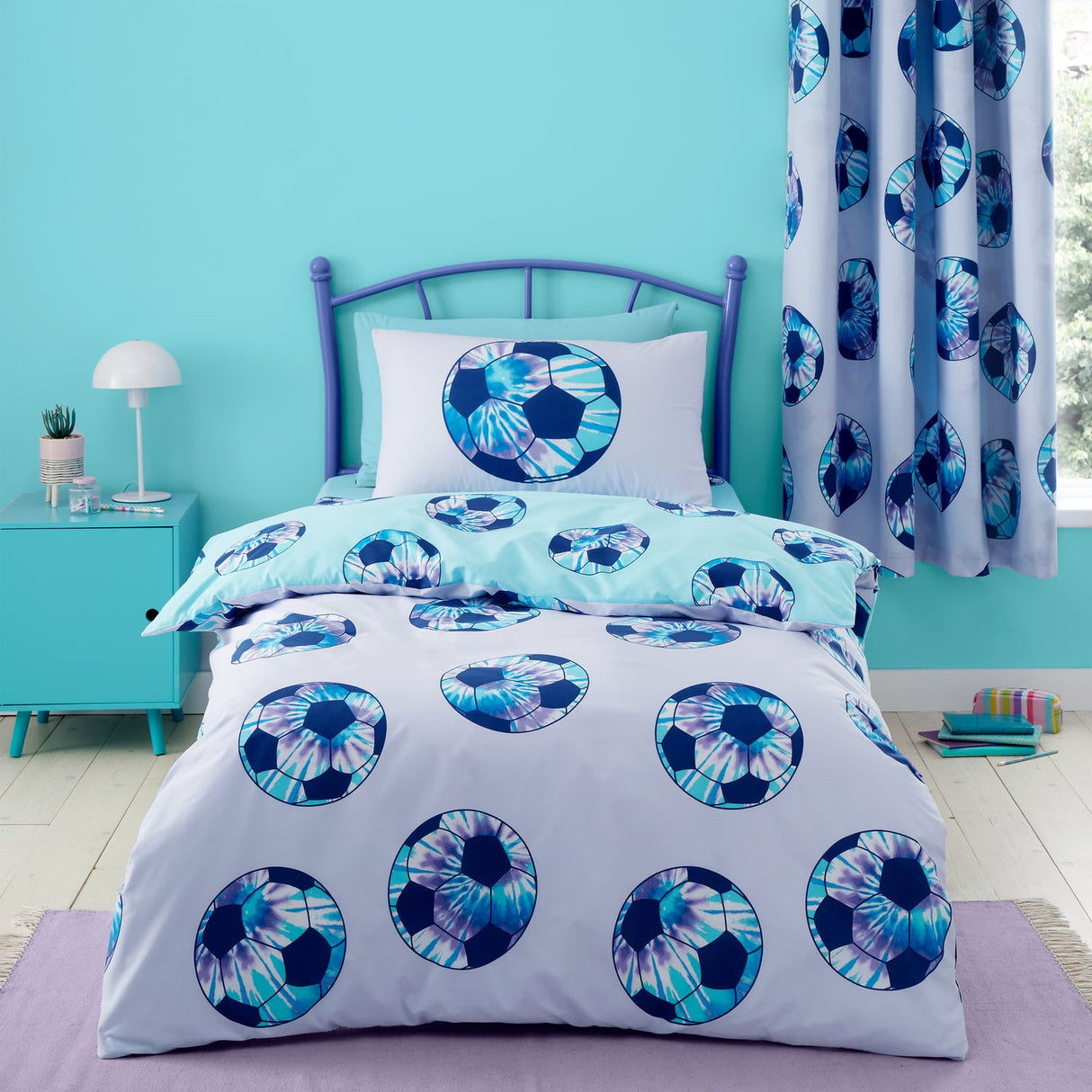 Catherine Lansfield Tie Dye Football 25cm Deep Fitted Sheet - Tie Dye Football