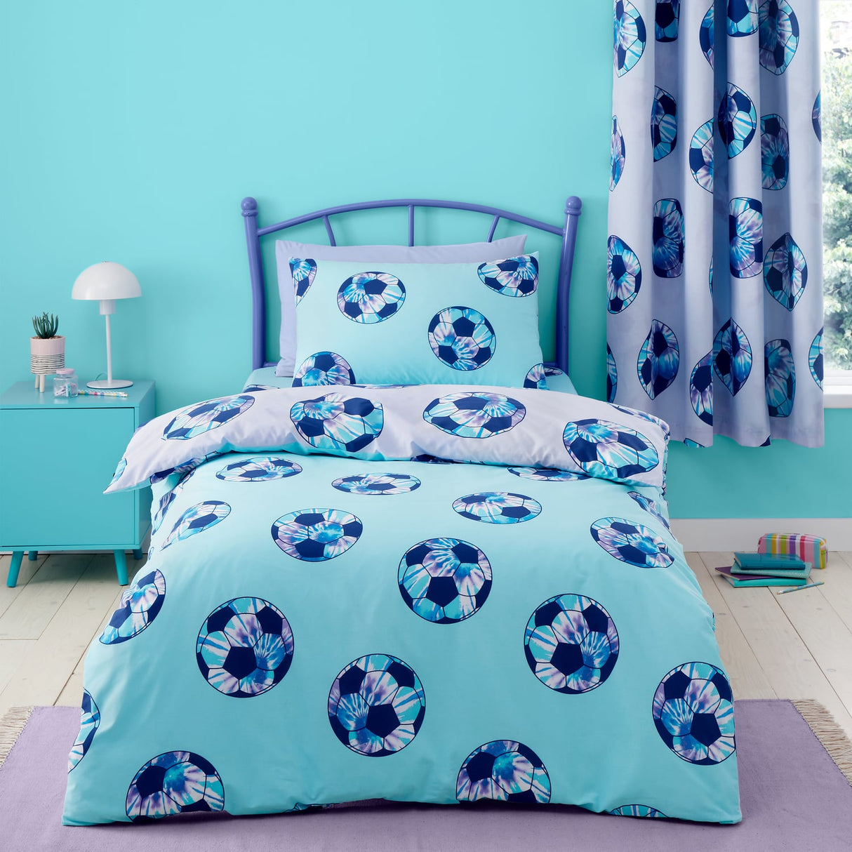 Catherine Lansfield Tie Dye Football 25cm Deep Fitted Sheet - Tie Dye Football