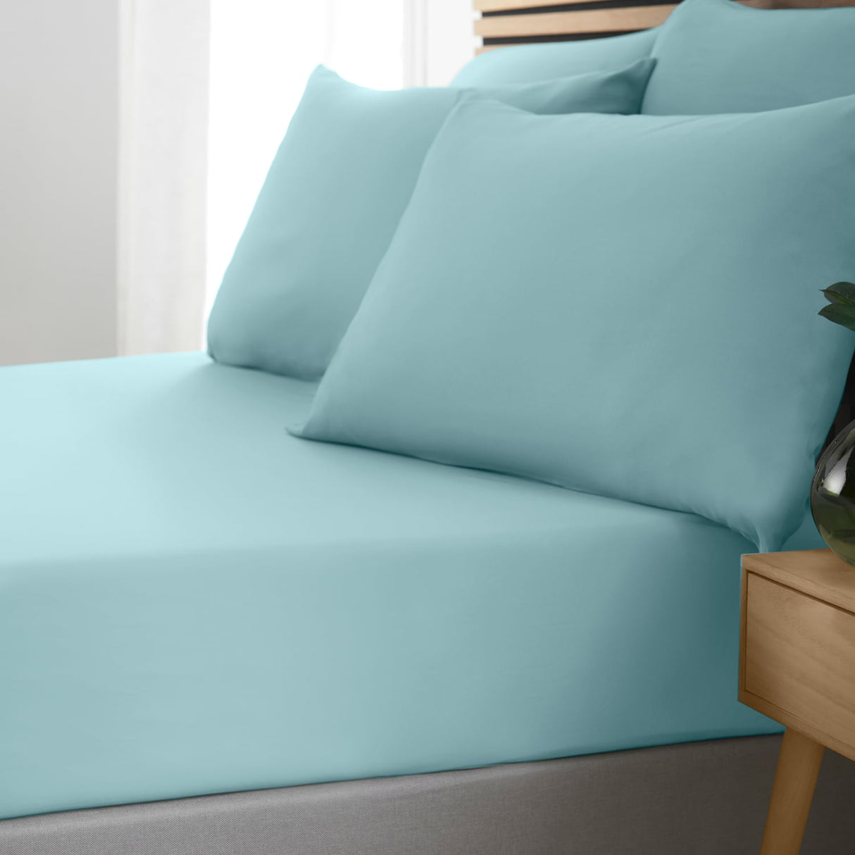 Catherine Lansfield So Soft Non Iron 30cm Deep Fitted Sheet