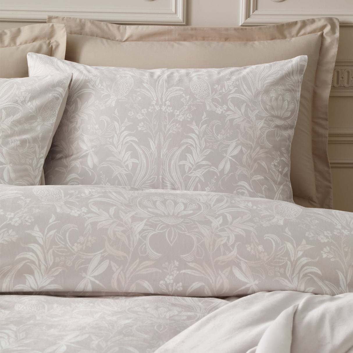 Catherine Lansfield Bridgerton Regal Birds Duvet Cover Set - Regal Birds Natural