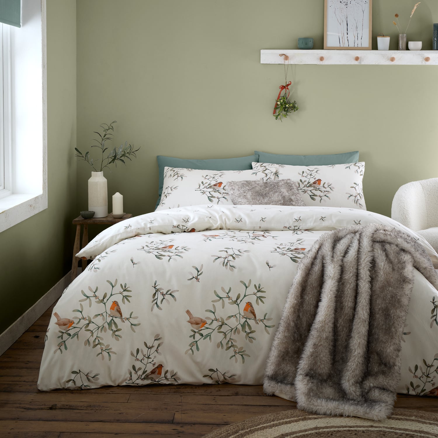 Catherine Lansfield Mistletoe Robins Brushed Cotton Flannelette Duvet Cover Set