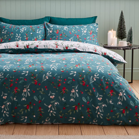 Catherine Lansfield Christmas Holly & Mistletoe Brushed Cotton Flannelette Set - Holly And Mistletoe Duvet Set