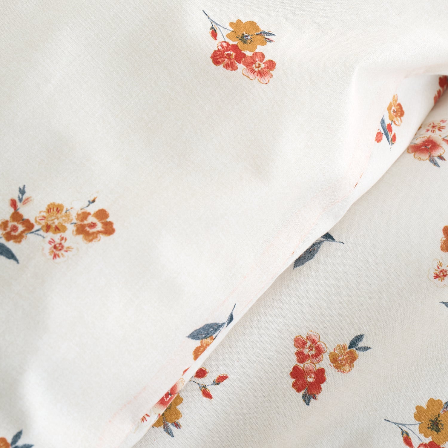 Catherine Lansfield Frill Ditsy Floral Duvet Cover Set - Frill Ditsy Floral Duvet Set