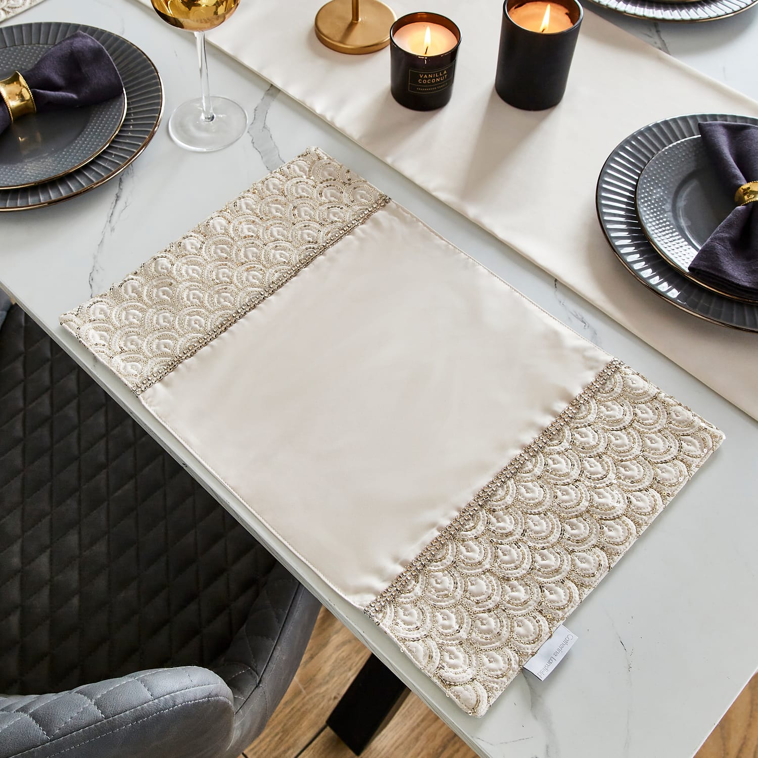 Catherine Lansfield Deco Sequin Placemats 4 Pack Silver - Deco Sequin Dining Placemat Champagne