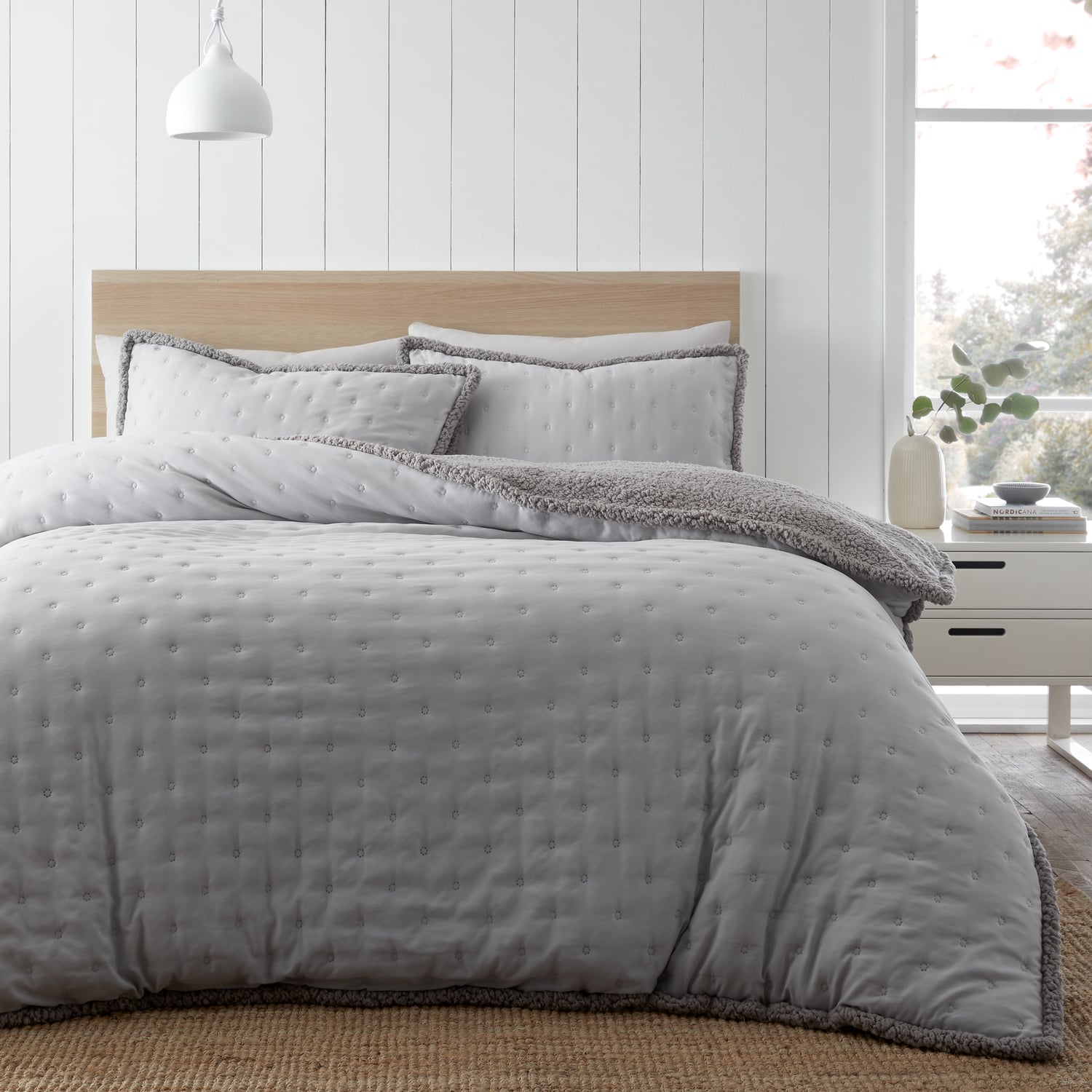 Catherine Lansfield Nori Cosy Sherpa Duvet Cover Set - Silver
