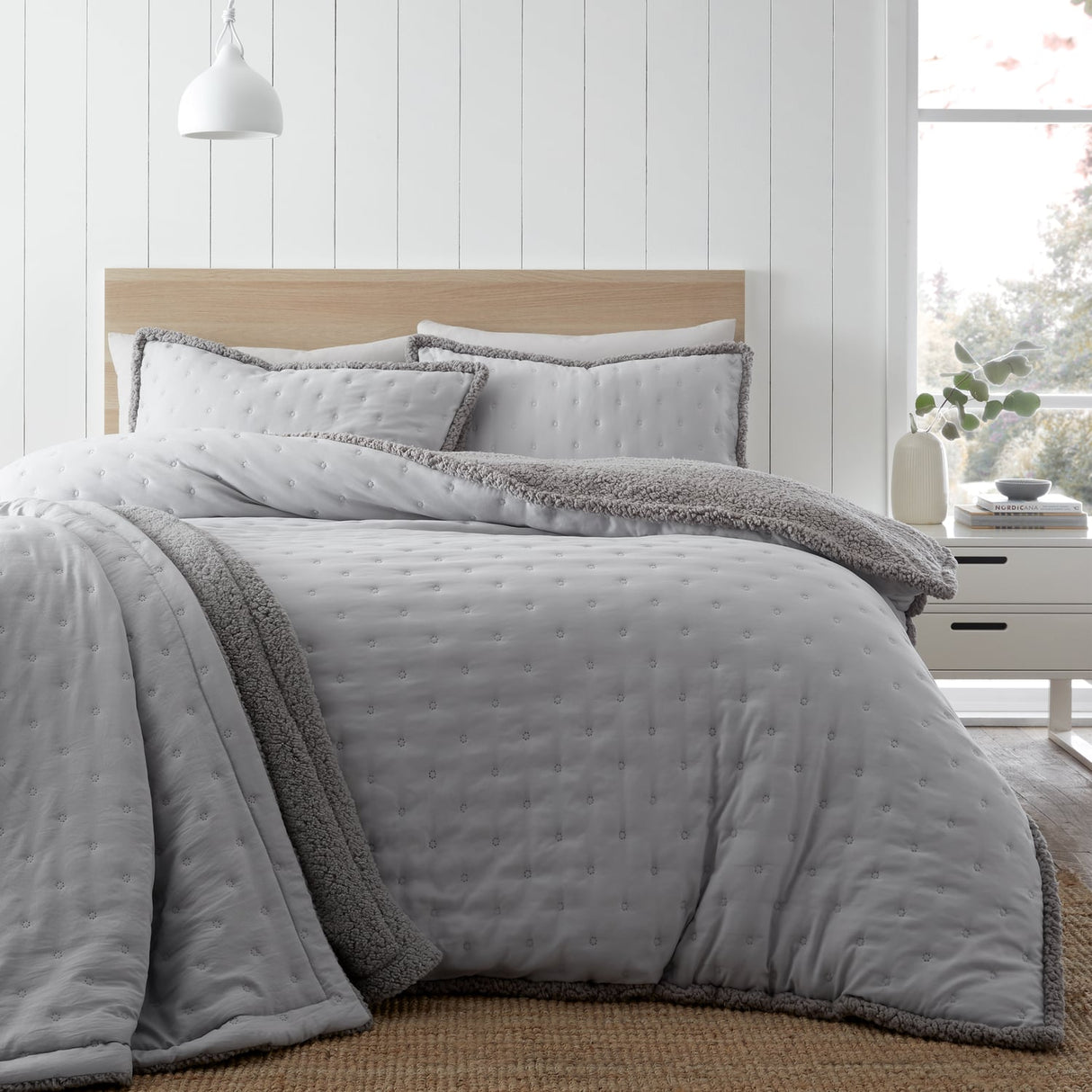 Catherine Lansfield Nori Cosy Sherpa Duvet Cover Set - Silver - Cosy Nori Sherpa Duvet Set Silver (Accessories)