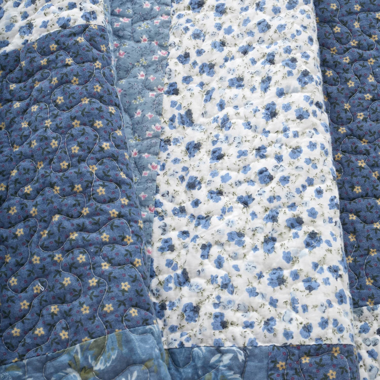Turner Bianca Floral Patchwork 100% Cotton Bedspread Blue 220x230cm - Limited Edition Bedspread