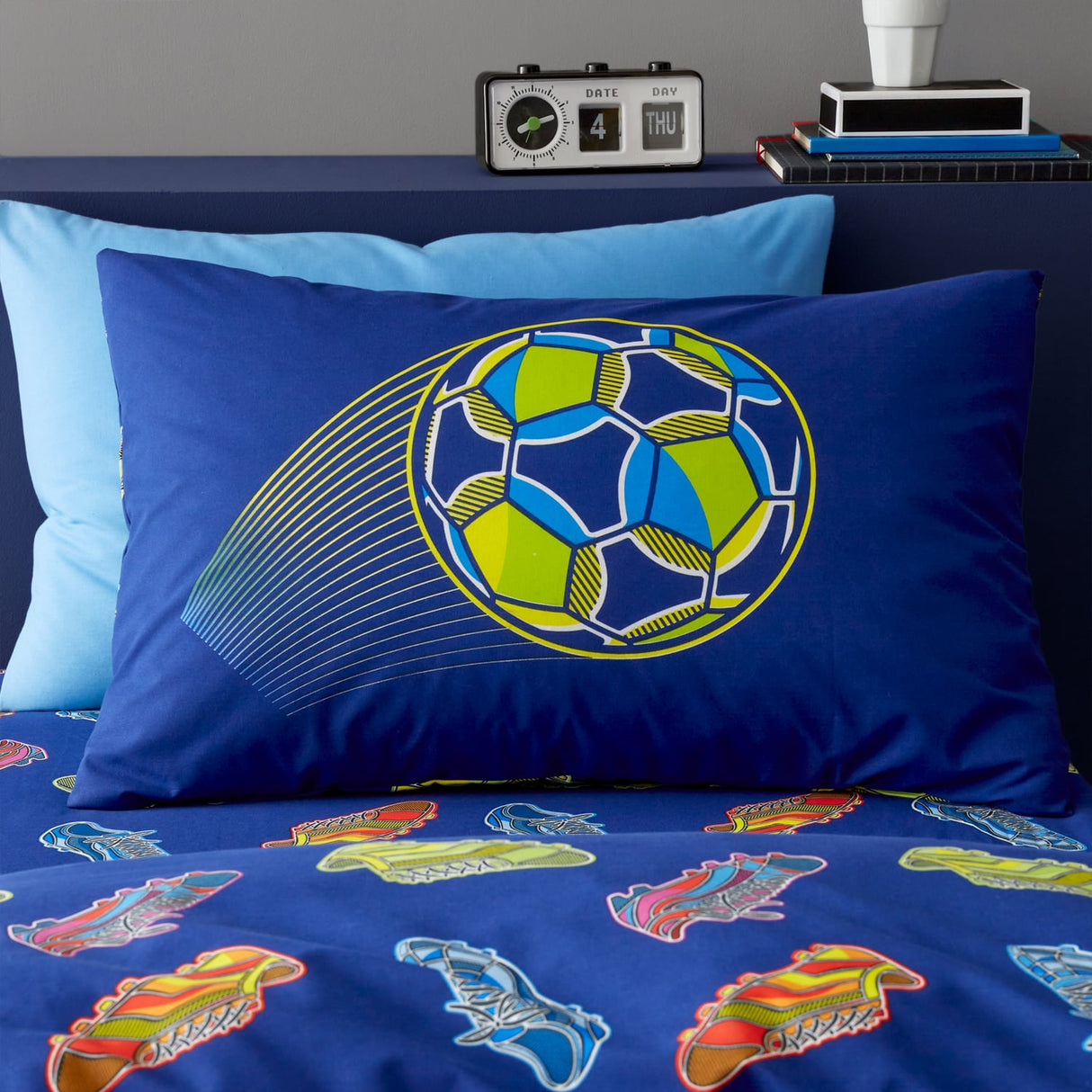 Catherine Lansfield Bright Football Duvet Cover Set - Bright Football Duvet Set