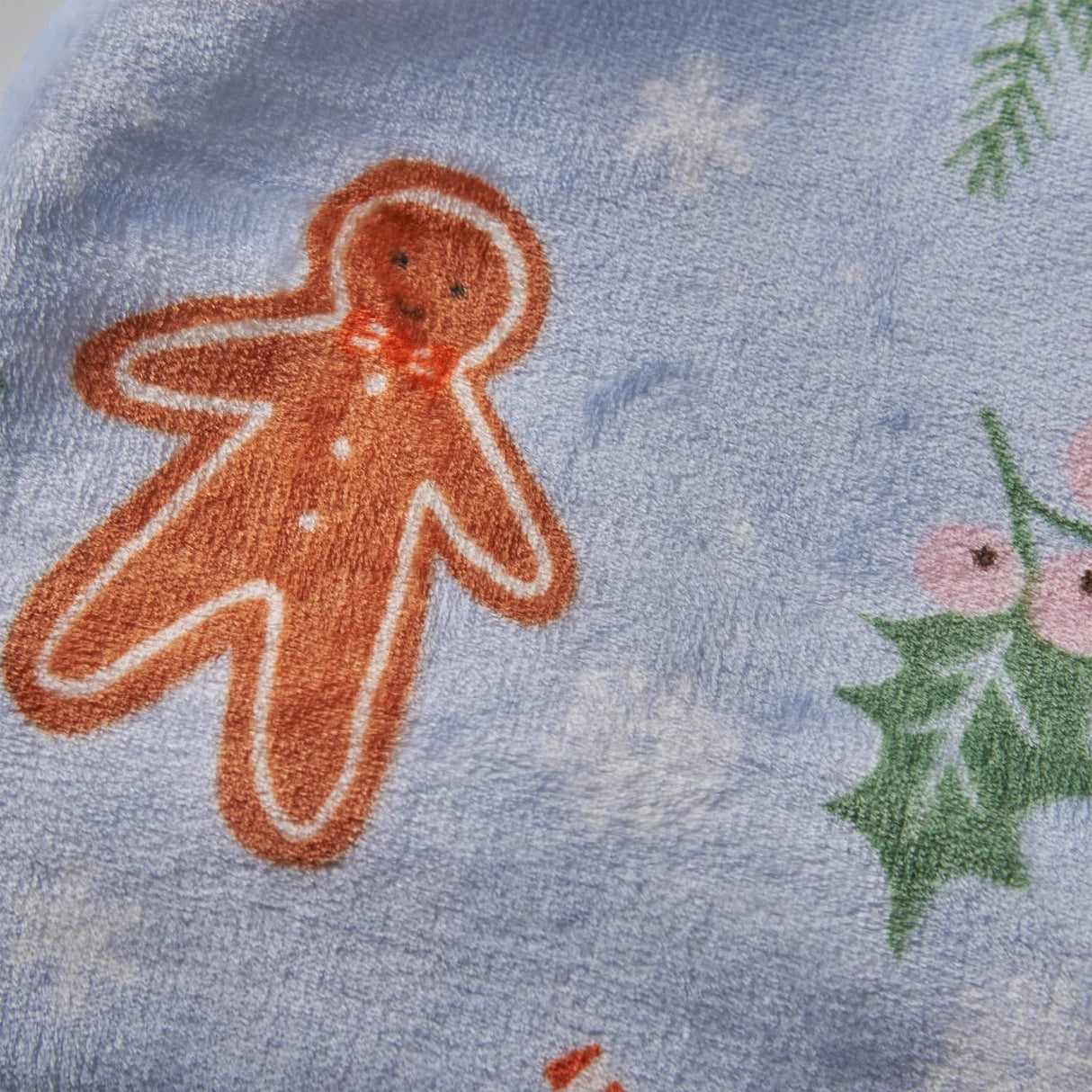 Catherine Lansfield Christmas Gingerbread Throw - Christmas Gingerbread Throw