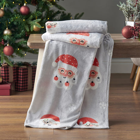 Catherine Lansfield Christmas Santa Spec-Tacular Throw