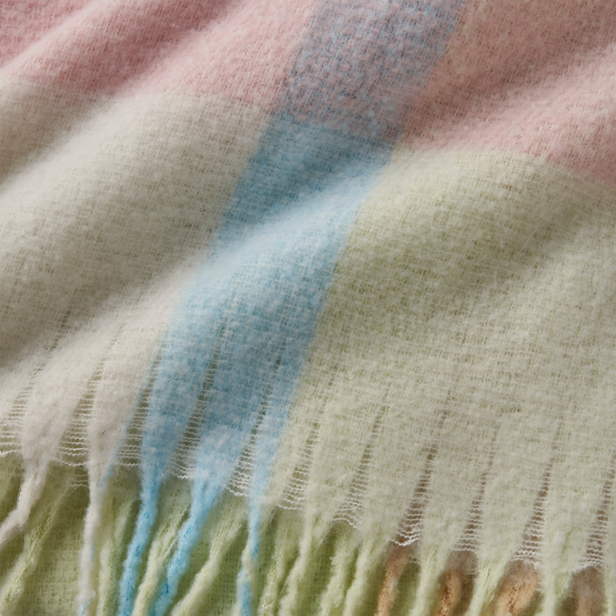 Catherine Lansfield Faux Mohair Check Cosy Throw Blanket 130cm x 170cm - Faux Mohair Throw Pastel