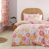 Catherine Lansfield Retro Daisy Duvet Cover Set - Retro Daisy Duvet Set (With Accesories)