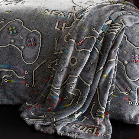 Catherine Lansfield Game Over Fleece Throw - Game Over Fleece Throw