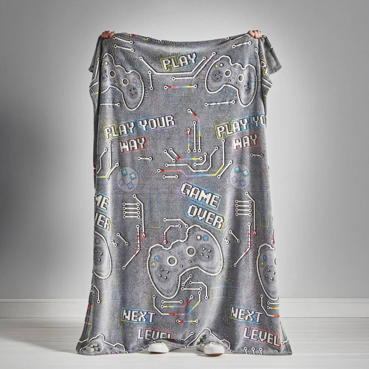 Catherine Lansfield Game Over Fleece Throw - Game Over Fleece Throw