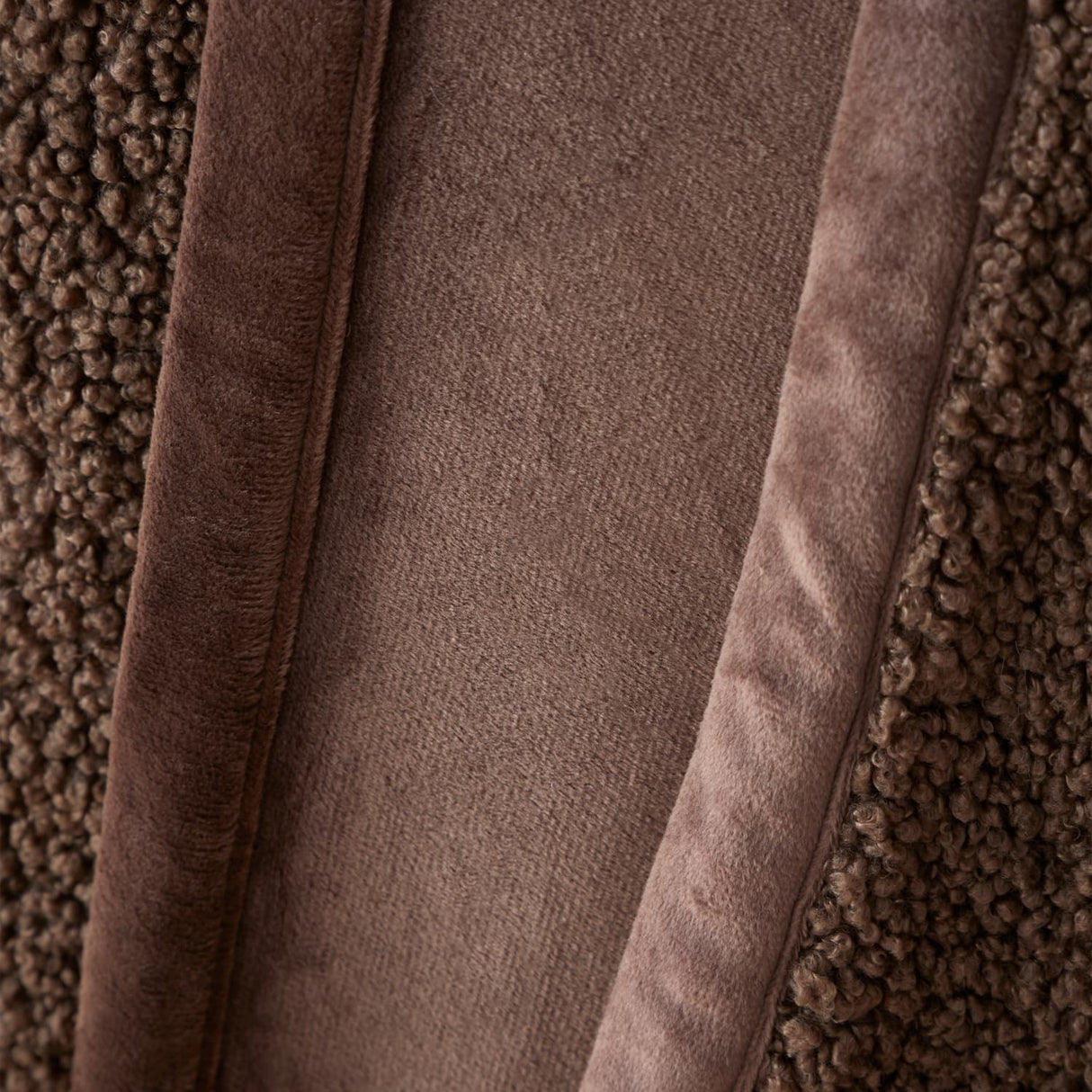 Catherine Lansfield So Soft Velvet Boucle Reversible Throw – Caramel – 130cm x 170cm - So Soft Velvet Boucle Chocolate Throw