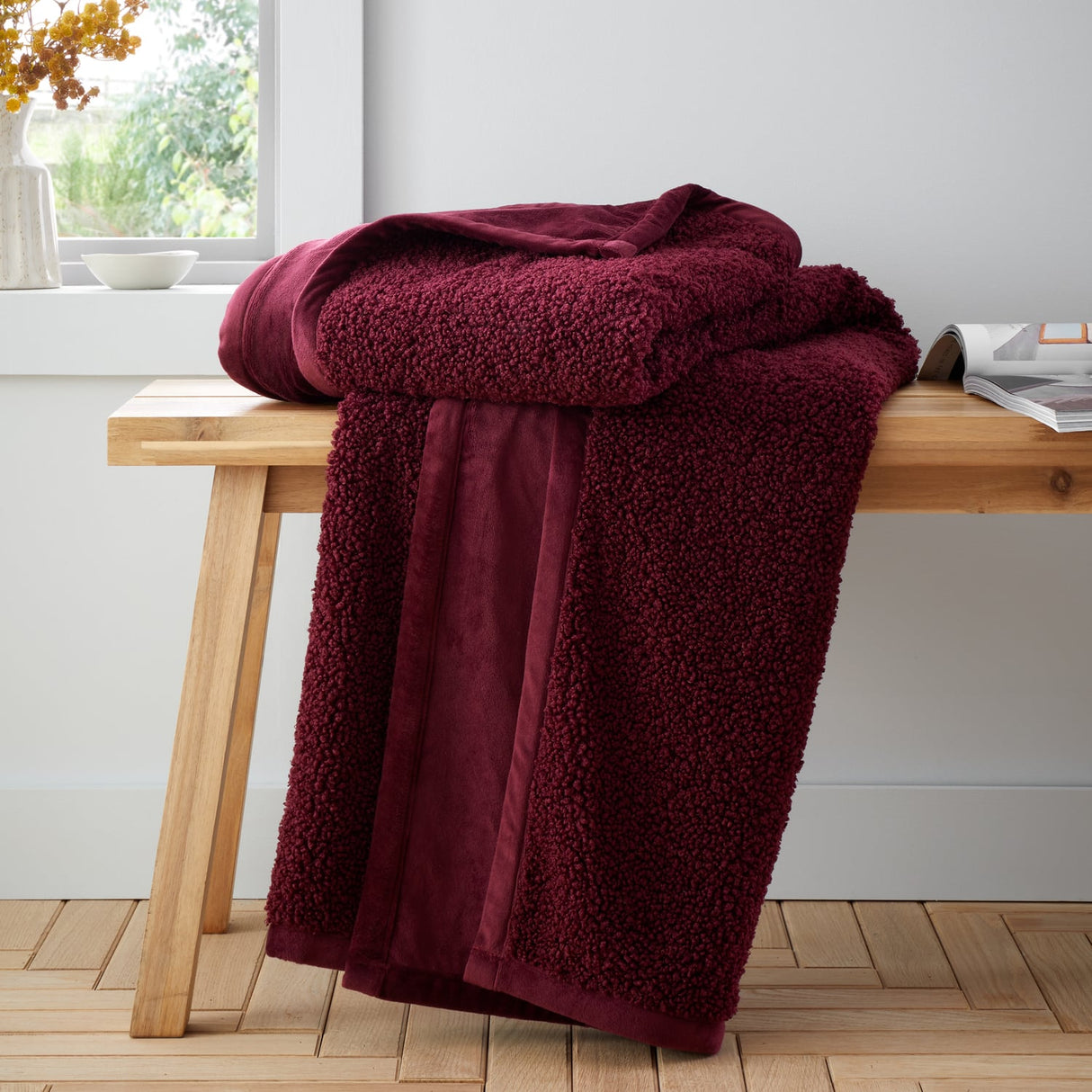 Catherine Lansfield So Soft Velvet Boucle Reversible Throw – Caramel – 130cm x 170cm - So Soft Velvet Boucle Damson Throw