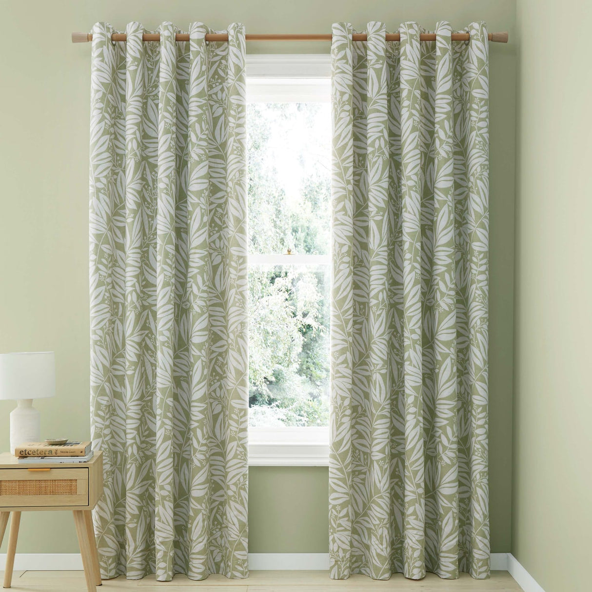 Catherine Lansfield Sorrel Leaf Eyelet Curtains - Green Polycotton - Sorrel Leaf Green Curtains