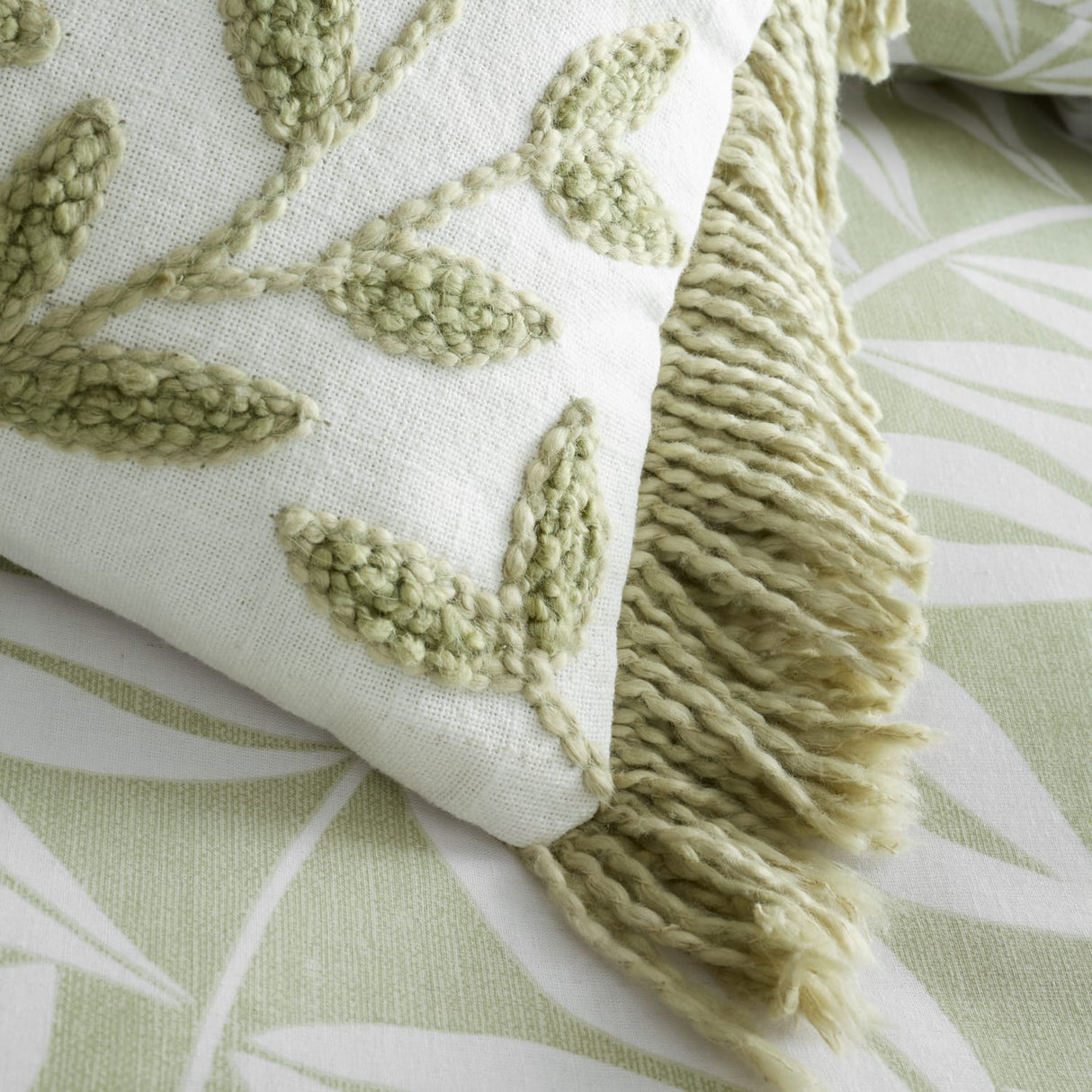 Catherine Lansfield Tufted Sorrel Leaf Filled Cushion 30cm x 40cm - Sorrel Leaf Green Cushion