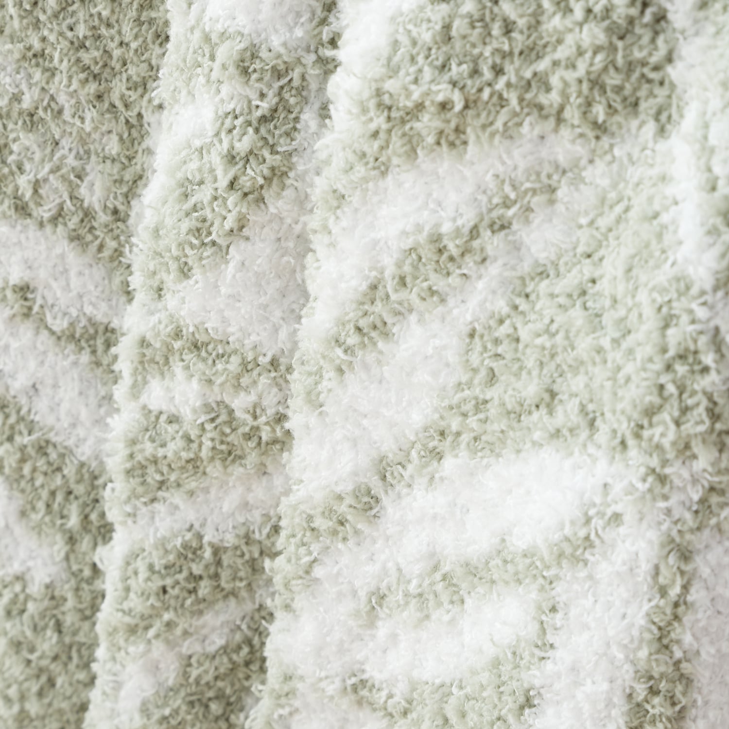 Catherine Lansfield Sorrel So Soft Throw 130cm x 170cm - So Soft Sorrel Throw Green