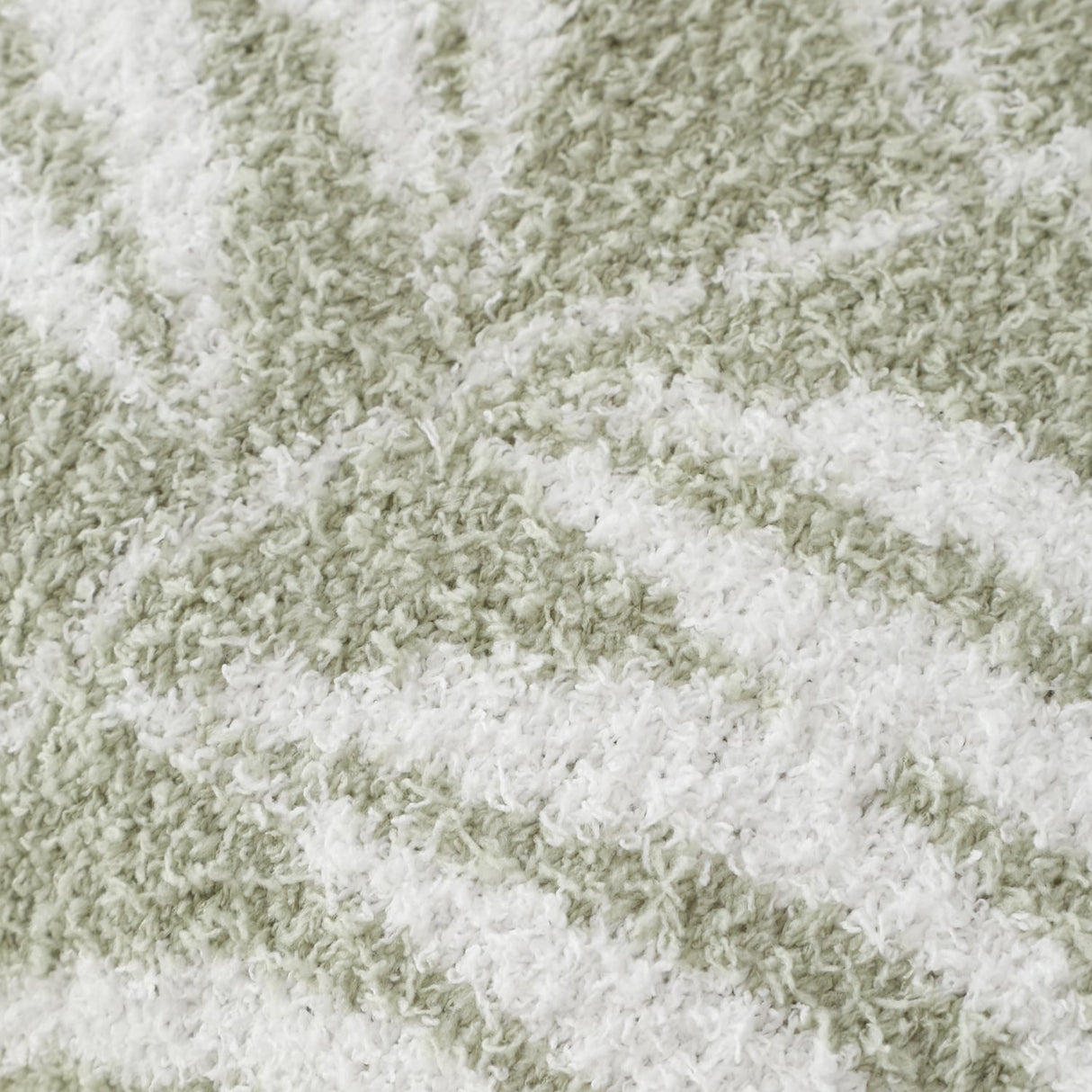 Catherine Lansfield Sorrel So Soft Throw 130cm x 170cm - So Soft Sorrel Throw Green