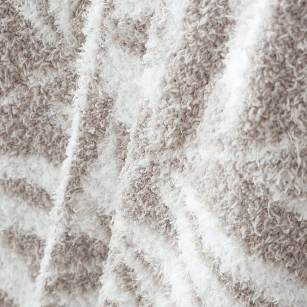 Catherine Lansfield Sorrel So Soft Throw 130cm x 170cm - So Soft Sorrel Throw Natural