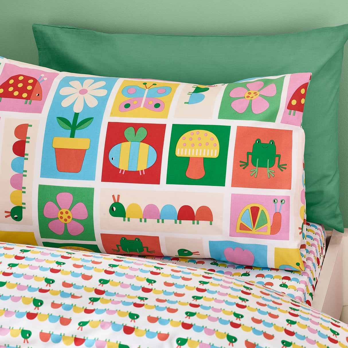 Catherine Lansfield Curious Caterpillar Kids Duvet Cover Set - Curious Caterpillar Duvet Set