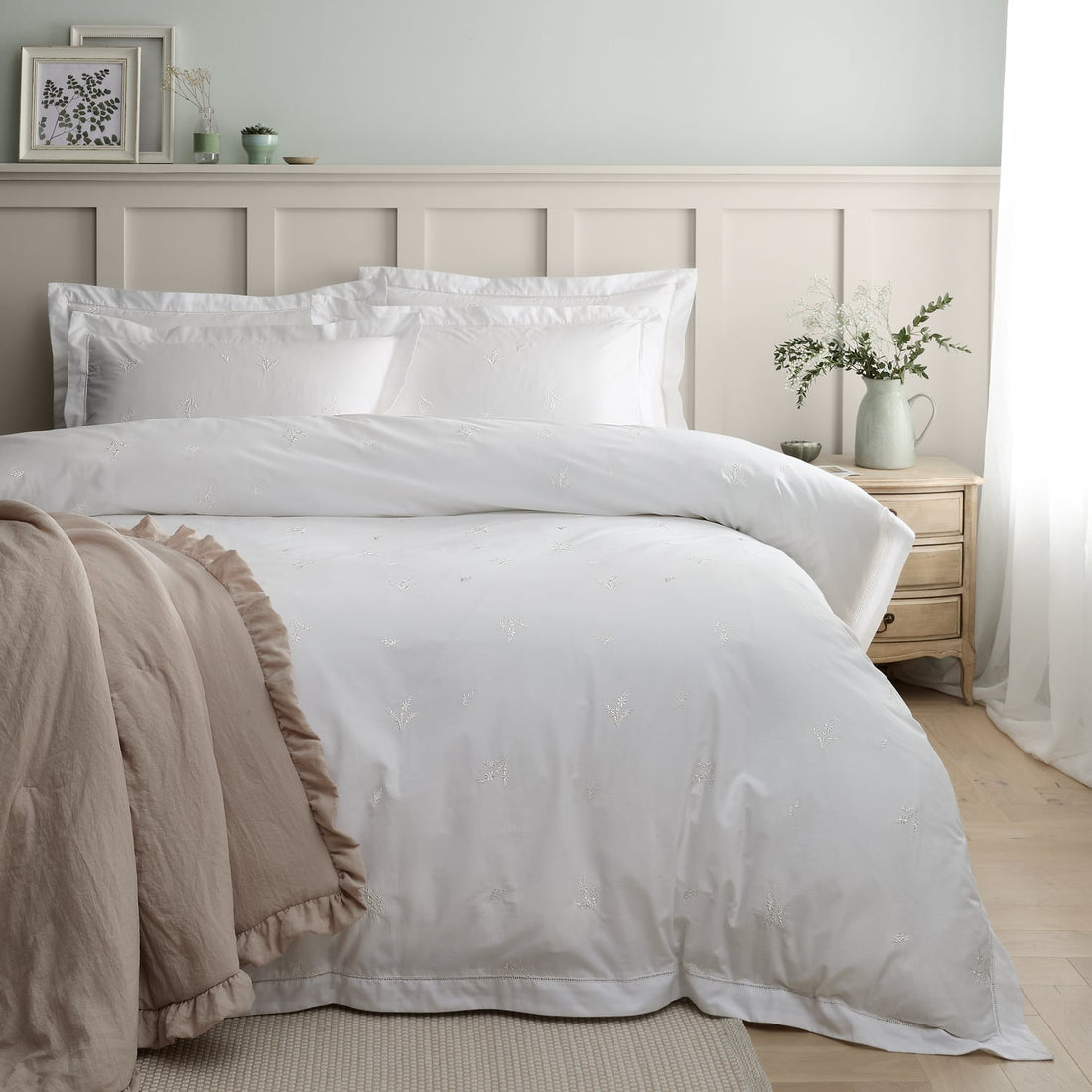 Bianca Fine Linens Lottie Embroidery Duvet Cover Set