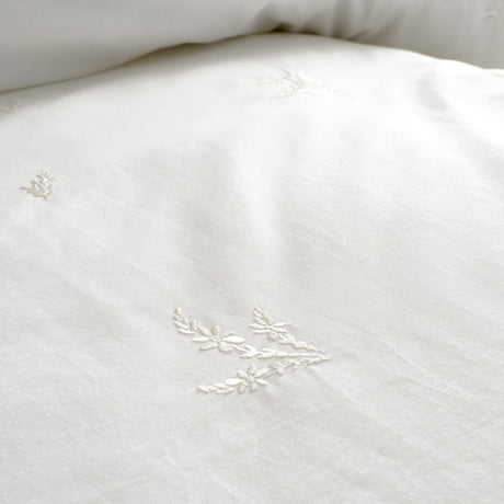 Bianca Fine Linens Lottie Embroidery Pillowcases - White - Lottie Embroidery