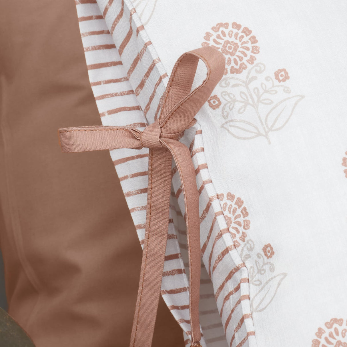 Catherine Lansfield Woodblock Floral So Soft Duvet Cover Set - Woodblock Floral Duvet Set