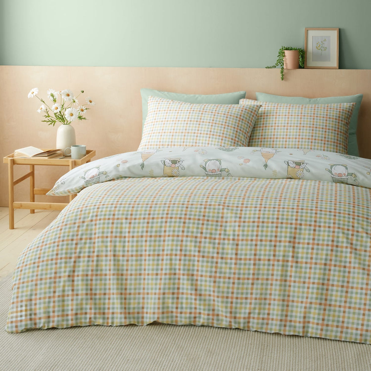 Catherine Lansfield Spring Gonks Duvet Cover Set - Spring Gonks Duvet Set
