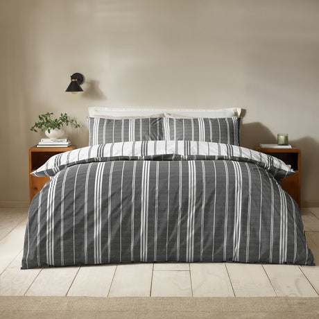 Catherine Lansfield Harbour Stripe Duvet Cover Set - Harbour Stripe Black Duvet Set