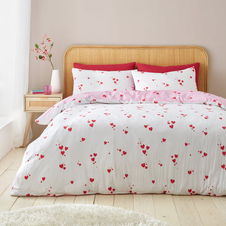 Catherine Lansfield Seersucker Heart Red and White Duvet Cover Set - White / Pink - Seersucker Heart Duvet Set