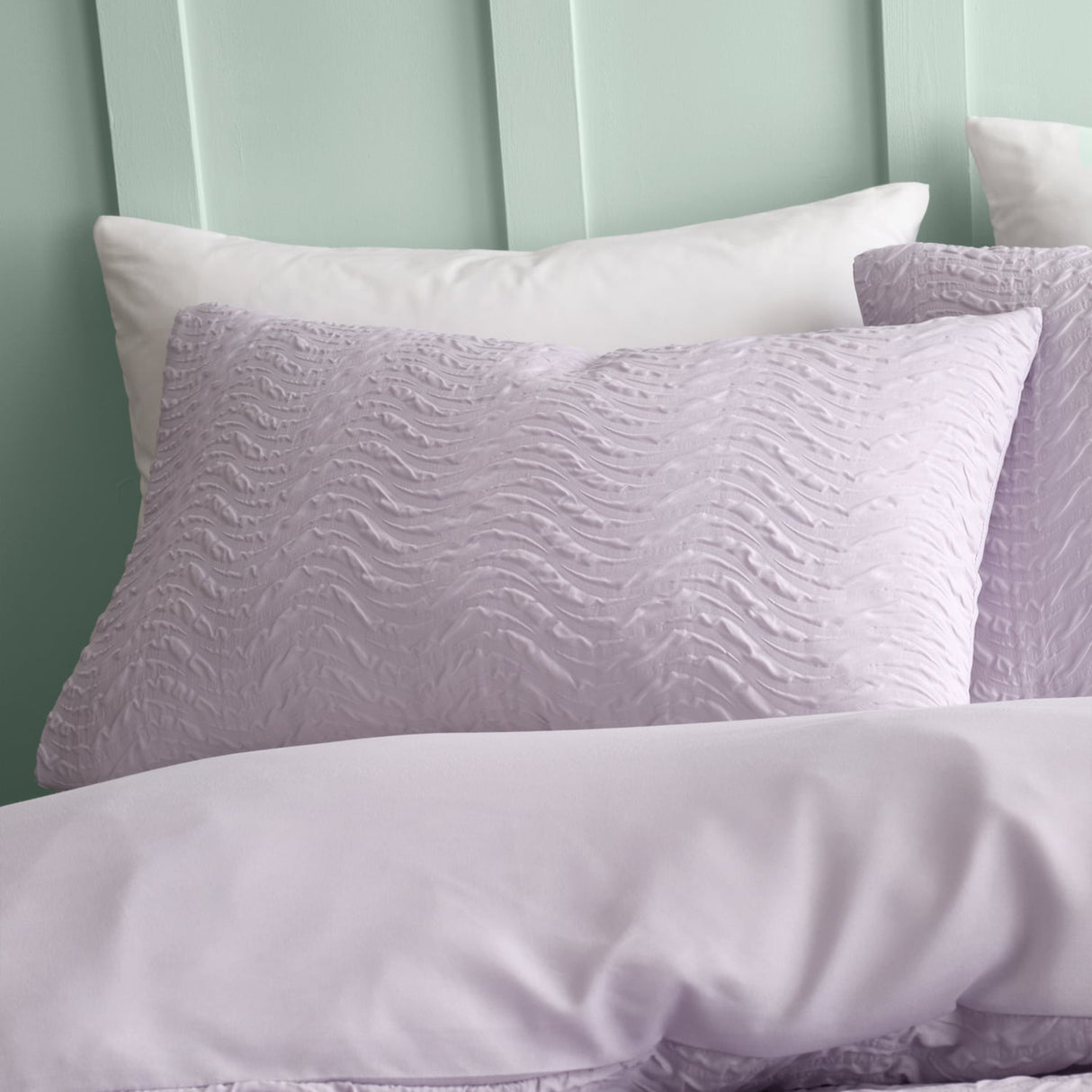 Catherine Lansfield Heatset Wave Duvet Cover Set - Lilac - Heatset Wave Lilac Duvet Set