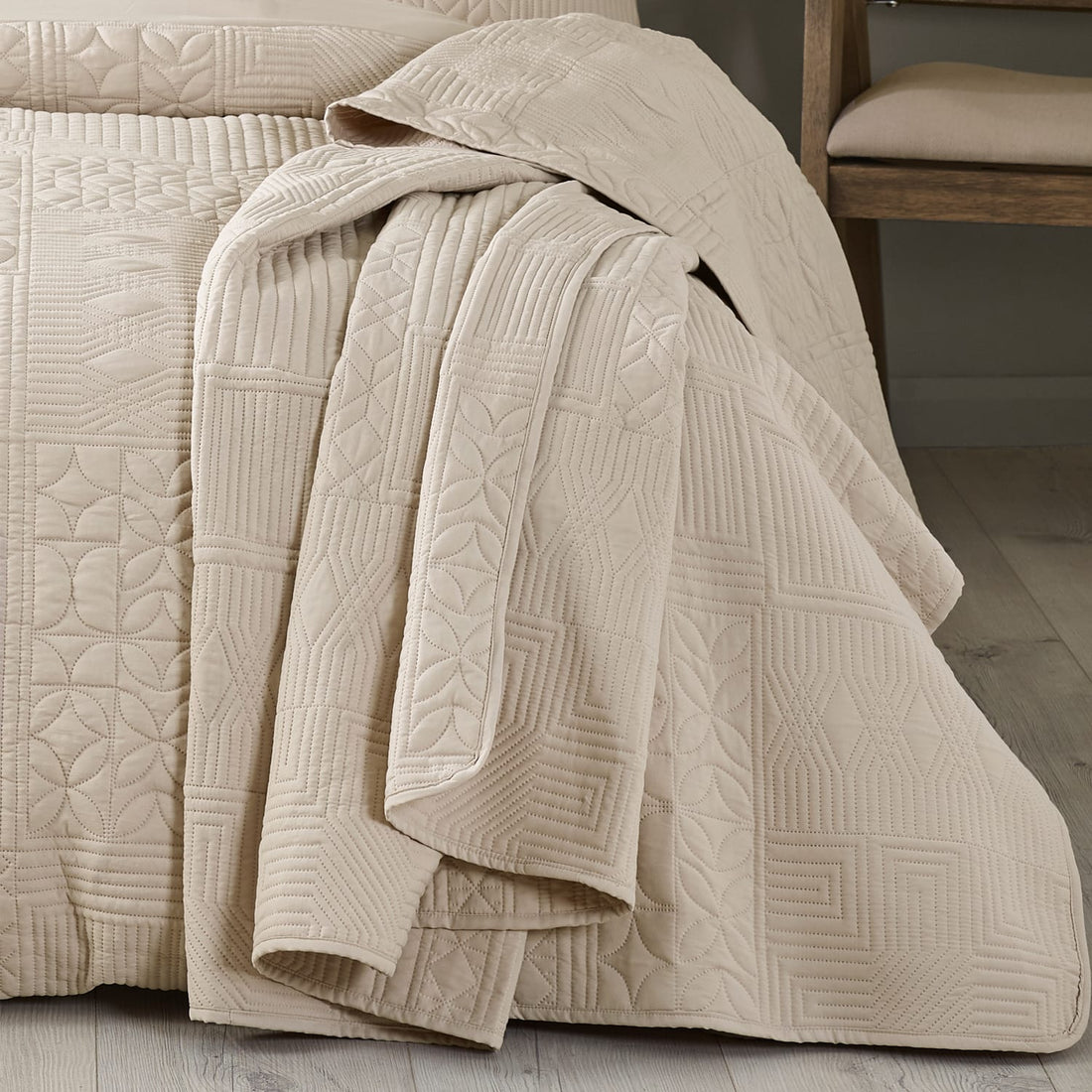Catherine Lansfield Folkstone Geo Bedspread - Natural