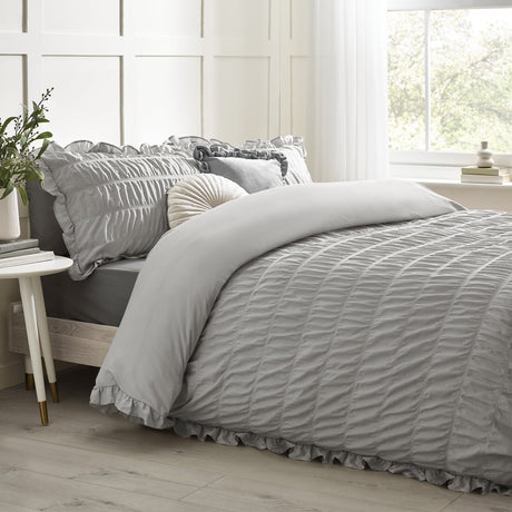 Catherine Lansfield Seersucker Frill Duvet Cover Set - Silver