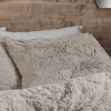 Cuddly Duvet Cover Set by Catherine Lansfield