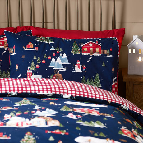 Catherine Lansfield Christmas Ski Village Duvet Cover Set - Blue - Christmas Ski Village Duvet Set