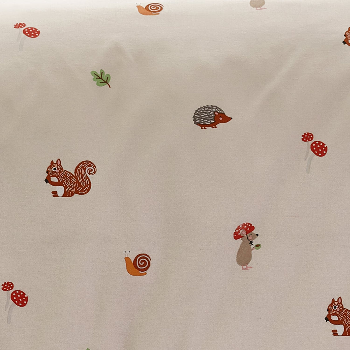 Catherine Lansfield Fox and Woodland Friends 25cm Deep Fitted Sheet - Cream - Fox And Woodland Friends Fitted Sheet