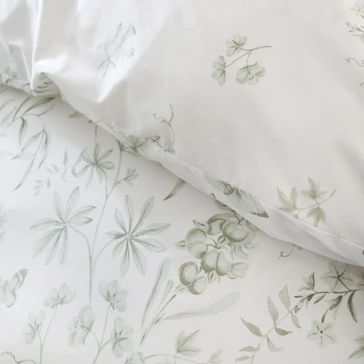 Bianca Thea Floral 200 Thread Count Cotton Reversible Duvet Cover Set - Green image 11