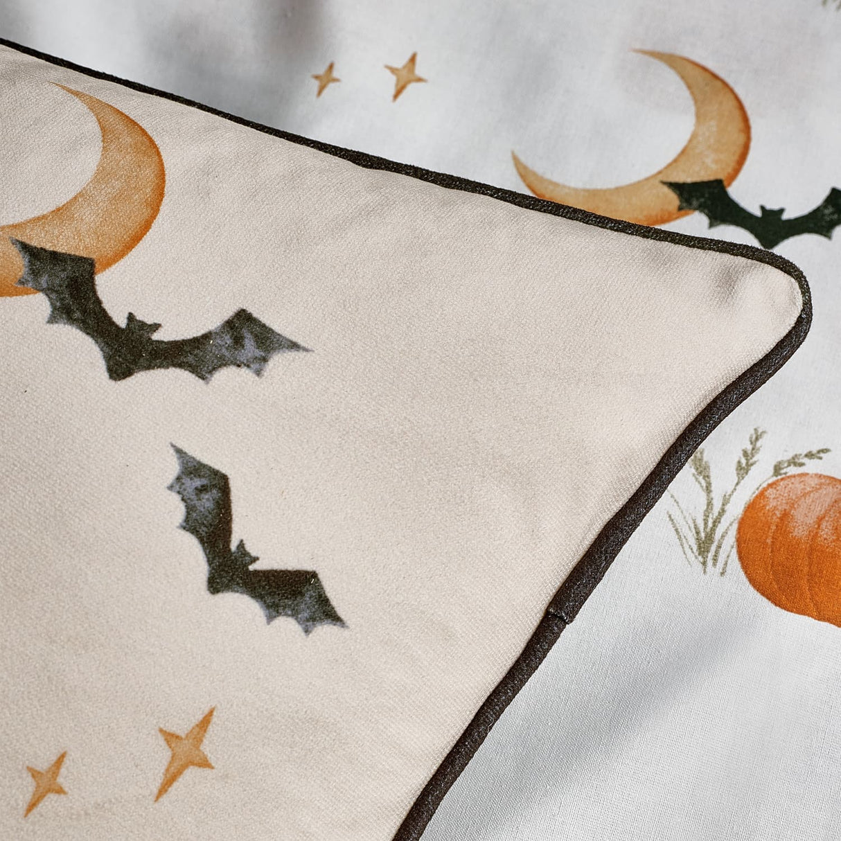 Catherine Lansfield Halloween Highland Cow Filled Cushion 45cm x 45cm - Natural - Halloween Highland Cow Cushion
