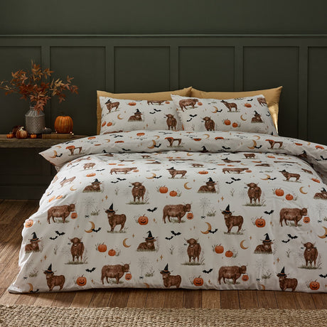 Catherine Lansfield Halloween Highland Cow Duvet Cover Set - Natural - Halloween Highland Cow Duvet Set