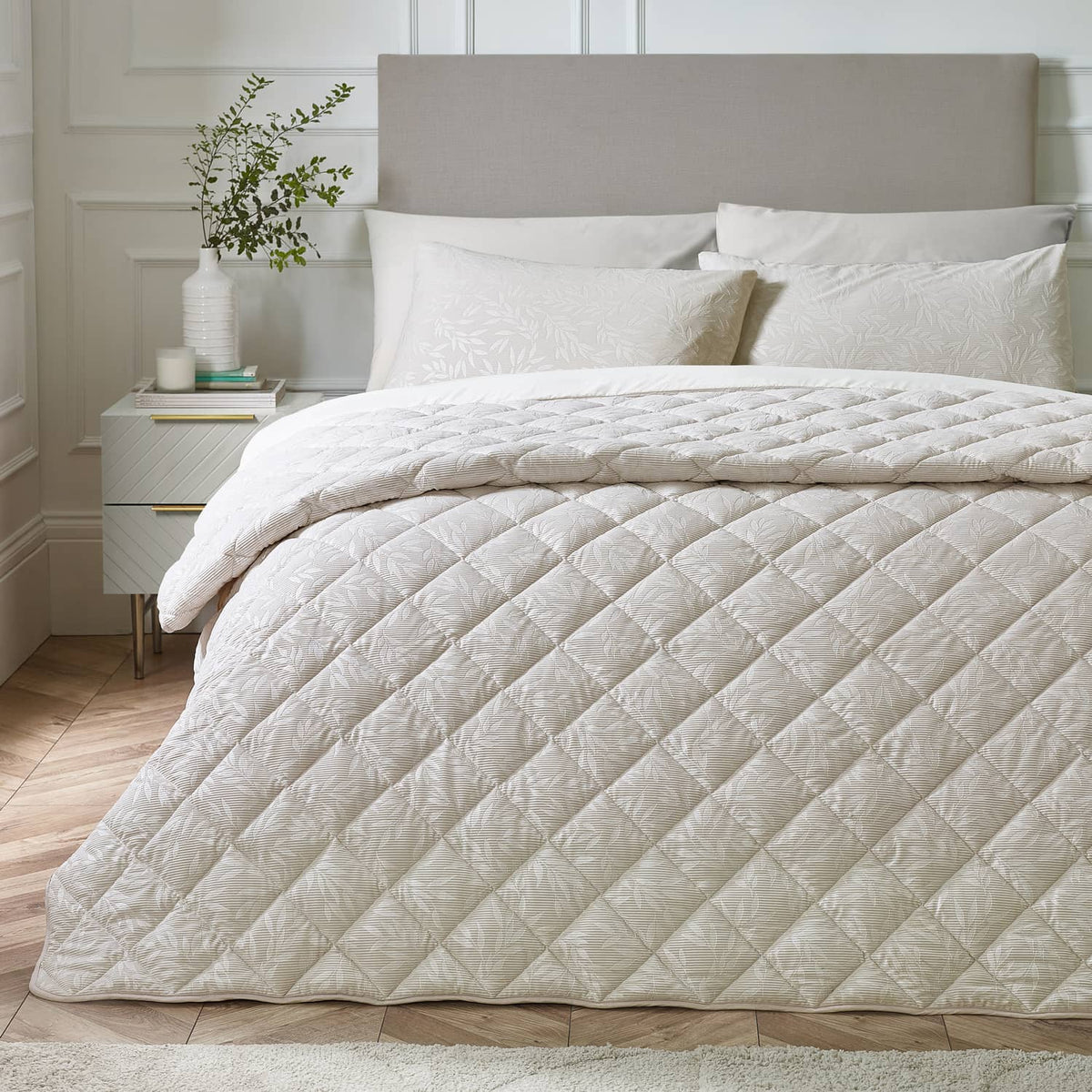 Catherine Lansfield Corded Leaves Bedspread - Champagne Gold - Corded Leaves Champagne Bedspread