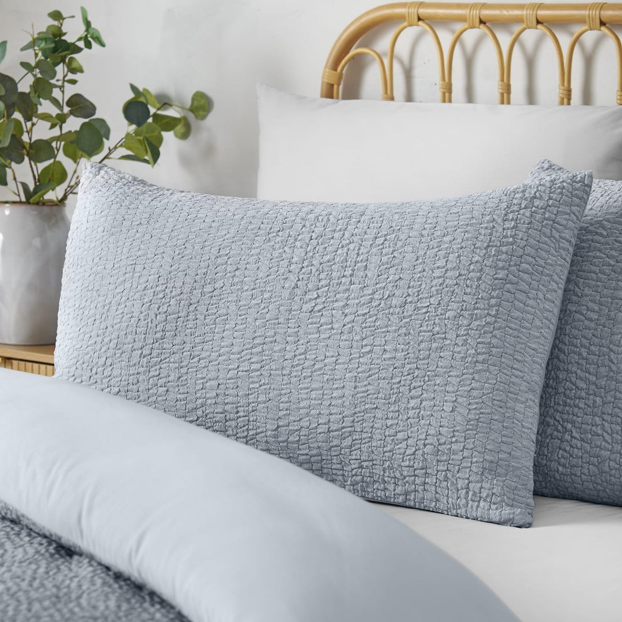 Catherine Lansfield Crinkle Seersucker Duvet Cover Set - Crinkle Seersucker Blue Duvet Set
