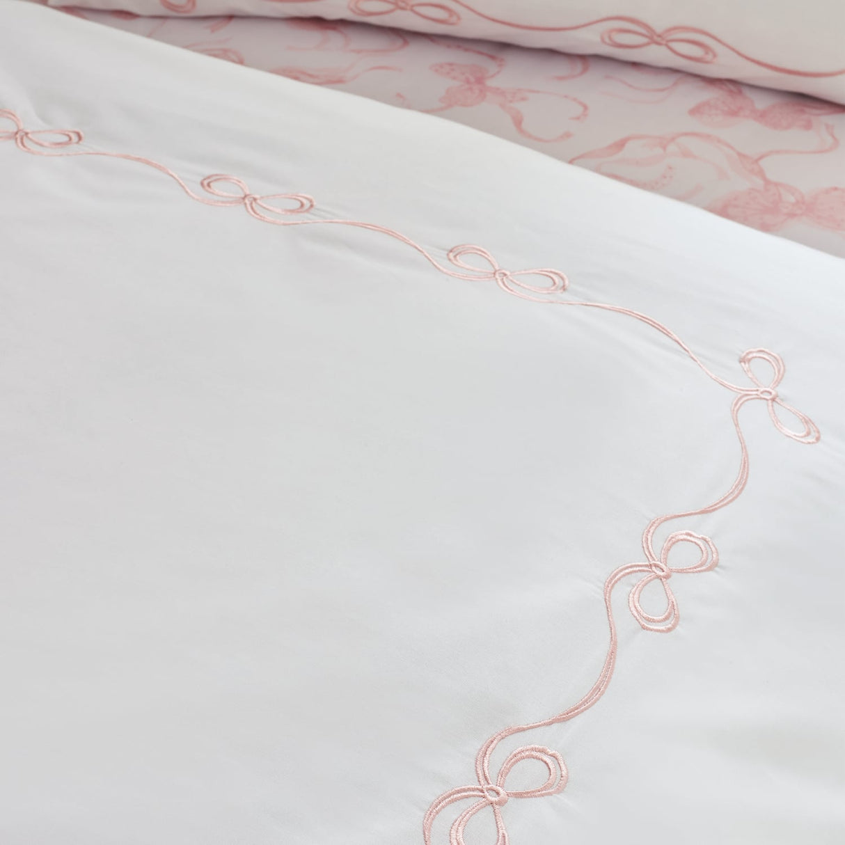 Catherine Lansfield Bow Embroidery Duvet Cover Set - White / Pink - Embroidery Bow Duvet Set
