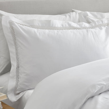 Catherine Lansfield Classic Lattice Lace Duvet Cover Set - Classic Lattice White Duvet Set