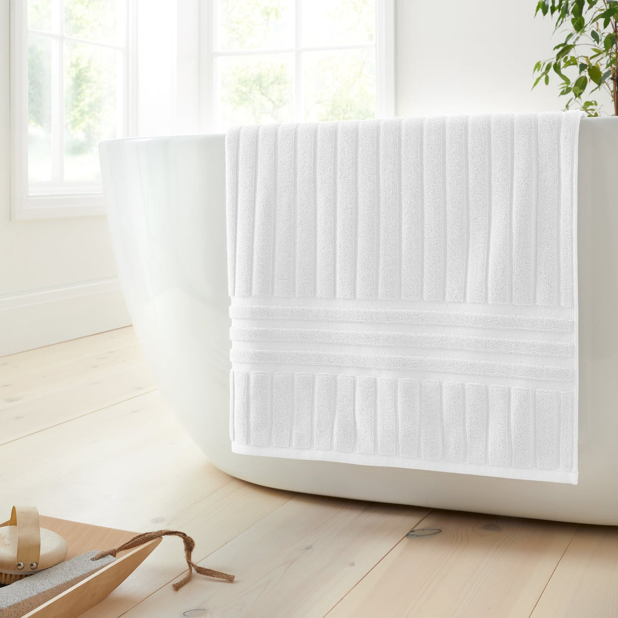 Bianca Hotel 600gsm Cotton Towel - White