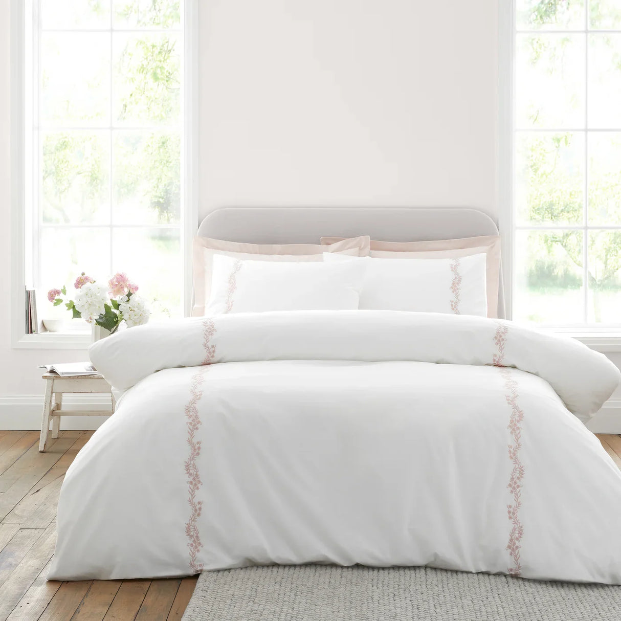 Bianca Camille Embroidered Floral 200 Thread Count Cotton Duvet Cover Set - White / Pink image 6